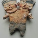 FIGURA ANTROPOMORFA DUALIDAD