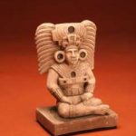 GOBERNANTE EN SU TRONO